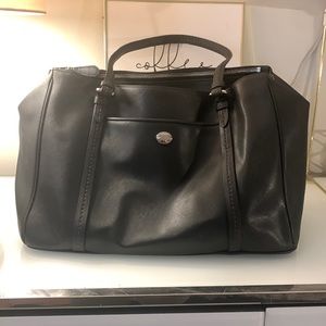 Coach Peyton Leather Jordan Double Zipper Handbag Black